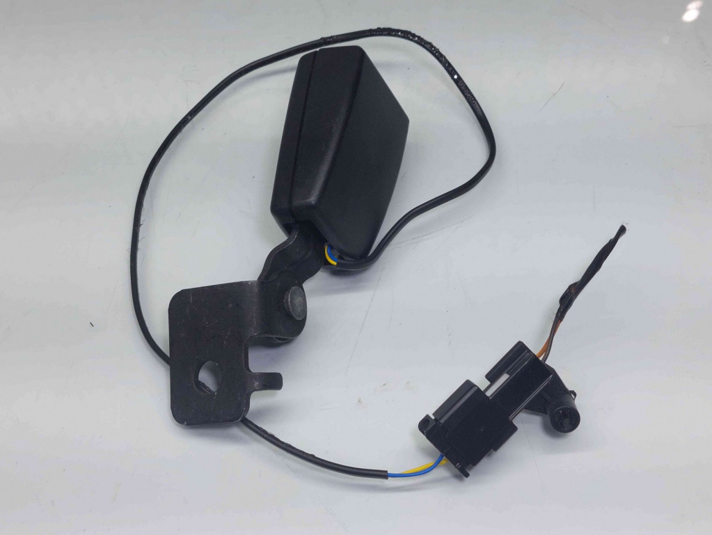 Capsa centura dreapta spate Opel Astra J [Fabr 2009-2015] 13283359