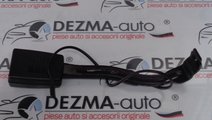 Capsa centura scaun dreapta fata 3C0857756E Vw Pas...