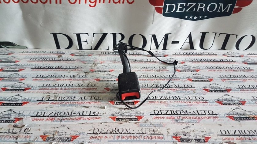 Capsa centura siguranta scaun dreapta fata vw passat b7 1K8857756C