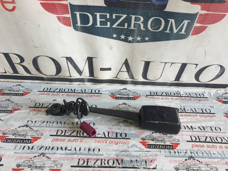 Capsa centura siguranta stanga fata Ford C-Max II cod piesa : AM51-R61208