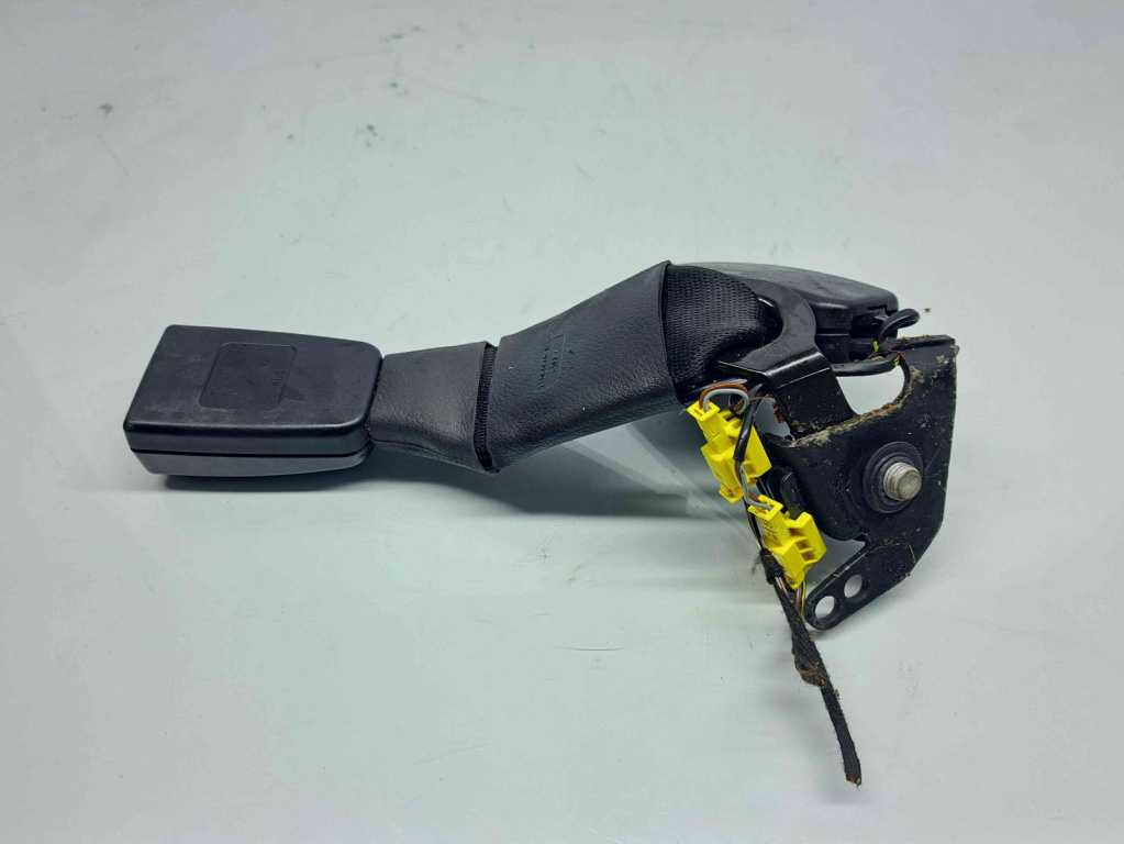 Capsa centura spate mijloc Mercedes Clasa C (W204) [Fabr 2007-2014] A2048602669