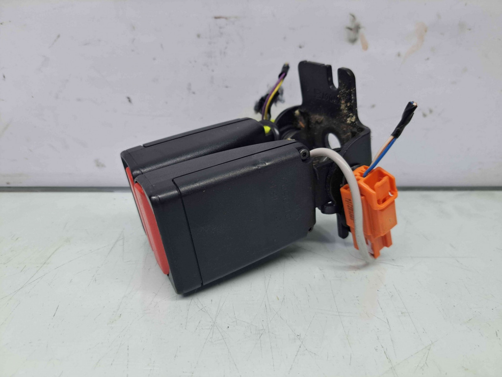Capsa centura spate mijloc Volvo V40 [Fabr 2013-2019] 31377484