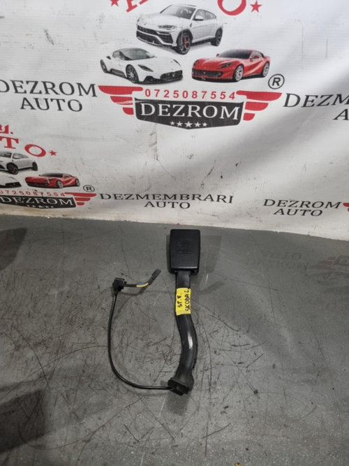 Capsa centura stanga fata 1Z1858471B Skoda Octavia II Hatchback