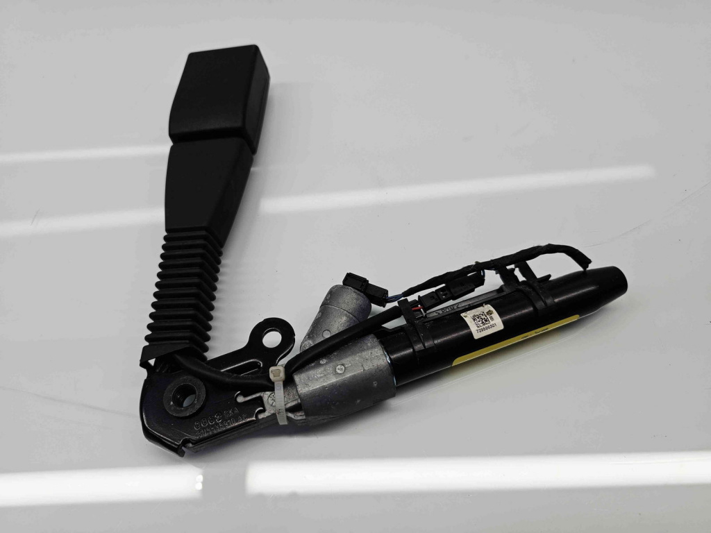Capsa centura stanga fata Bmw X5 (E70) [Fabr 2007-2013] 7295963