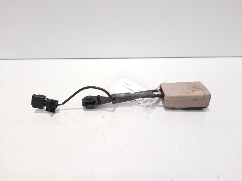 Capsa centura stanga fata cu fir, cod 13327469, Opel Insignia A (id:609968)