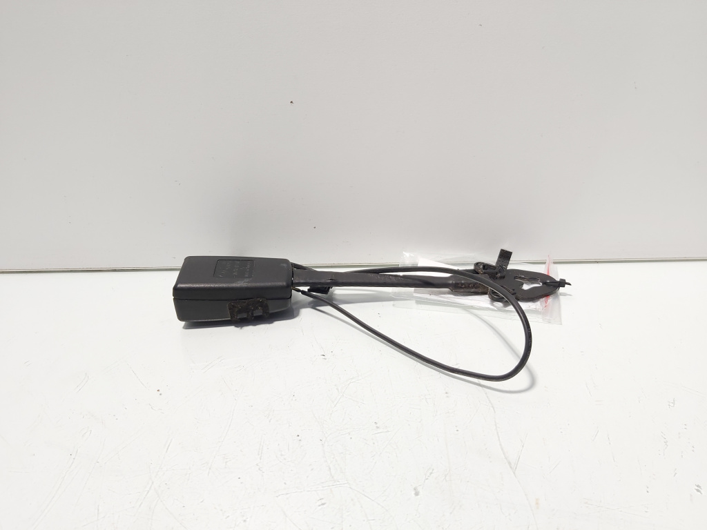 Capsa centura stanga fata cu fir, cod 3T0858471, Skoda Superb II (3T4) (id:110747)