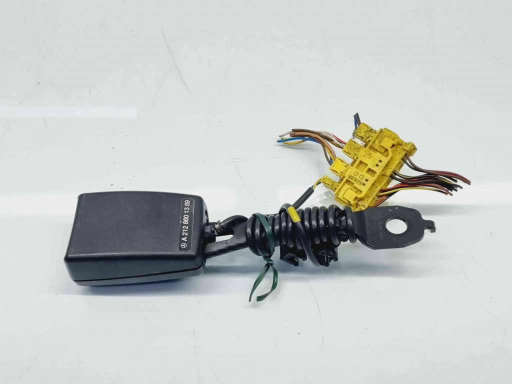 Capsa centura stanga fata Mercedes Clasa E (W212) Facelift [Fabr 2009-2016] A2128601369