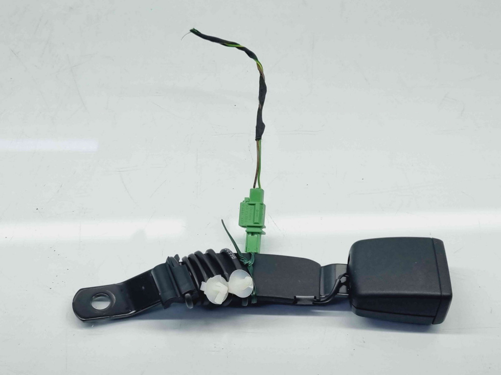 Capsa centura stanga fata Skoda Fabia 3 Combi (NJ5) [Fabr 2014-2022] 6V0857755C