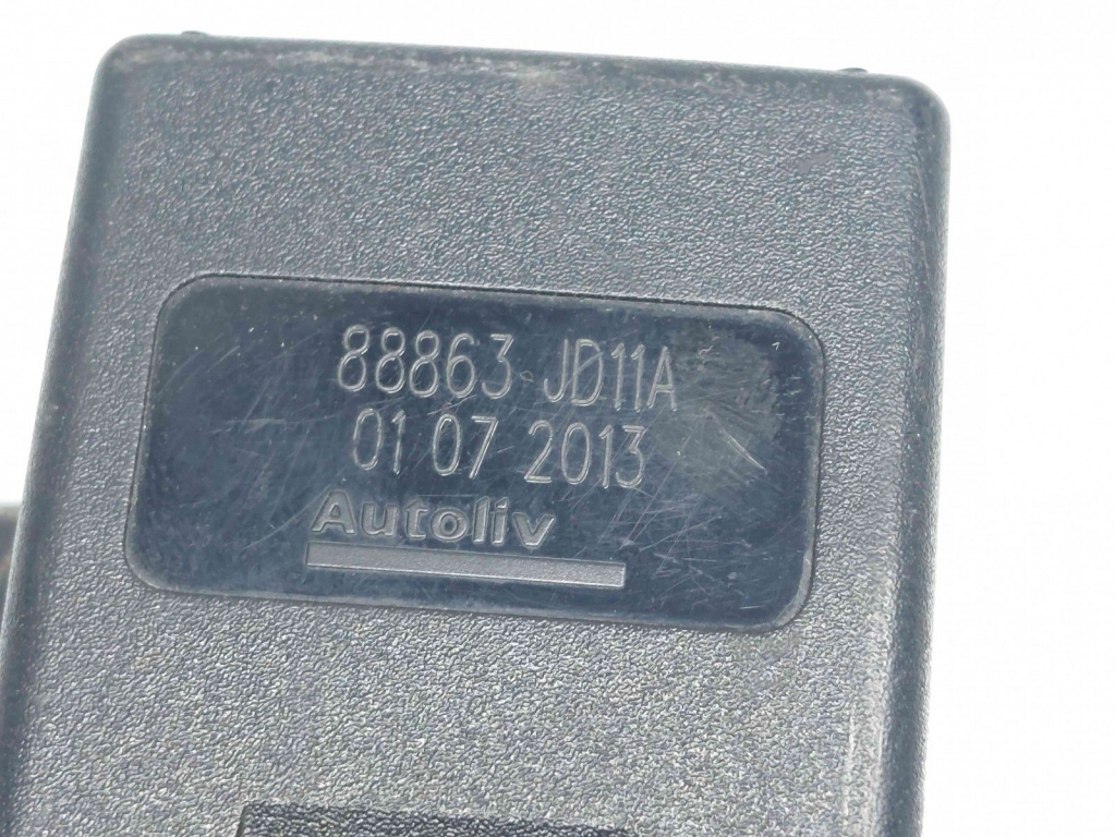 Capsa centura stanga spate Nissan Qashqai Facelift (2) [Fabr 2009-2013] 88863JD11A