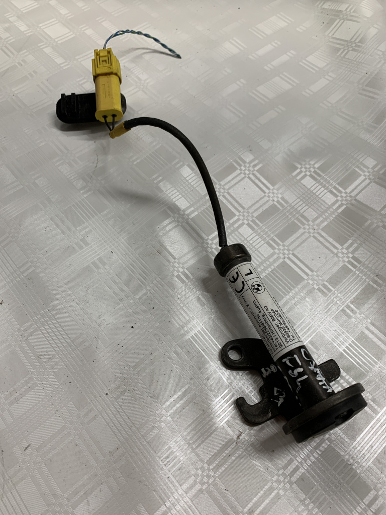 Capsa pirotehnică capota BMW Seria 3 GT F34 - Motorina 2012, 725969107