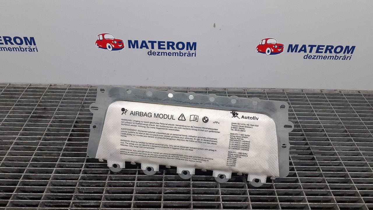 CAPSULA AER PASAGER BMW SERIA 5 F 11 - -