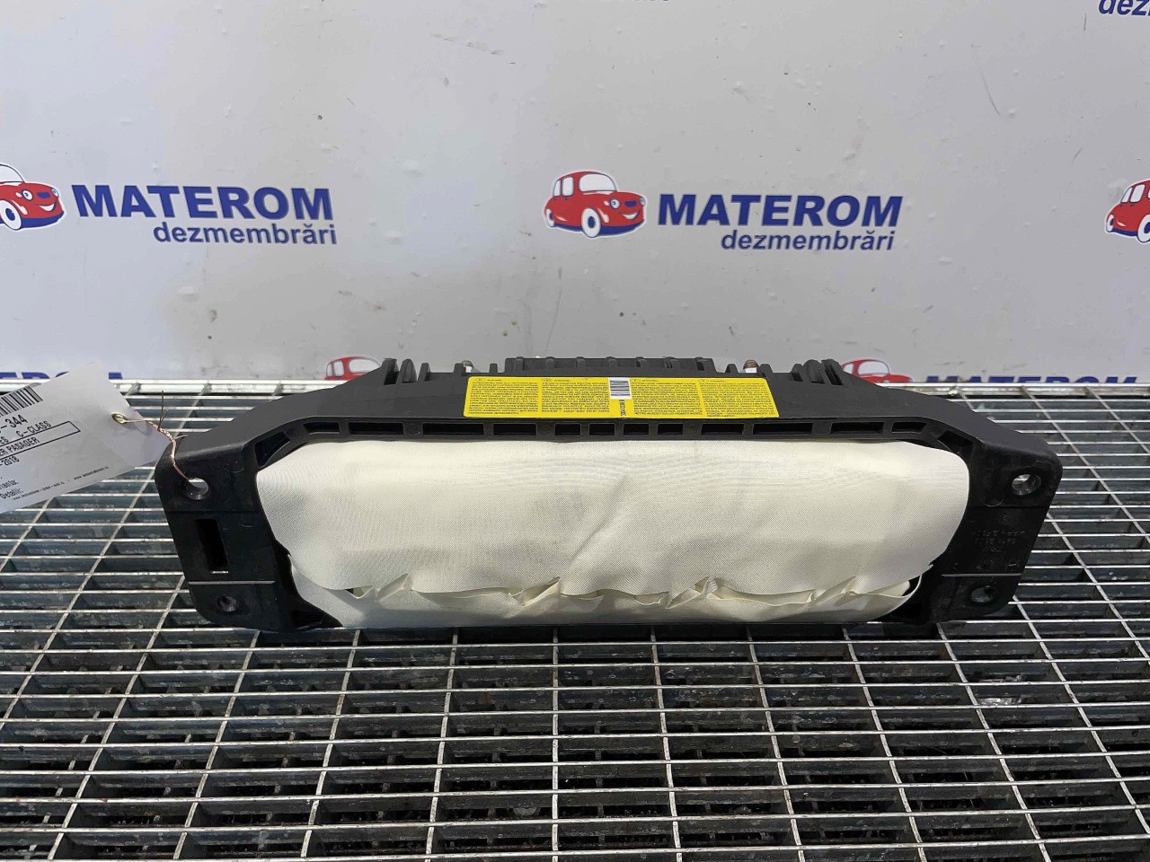 CAPSULA AER PASAGER MERCEDES C-CLASS - - (2014 2018)