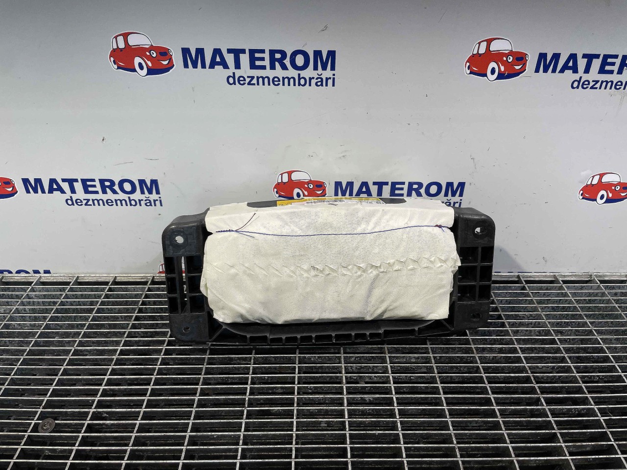 CAPSULA AER PASAGER MERCEDES CLA - - (2013 2019)