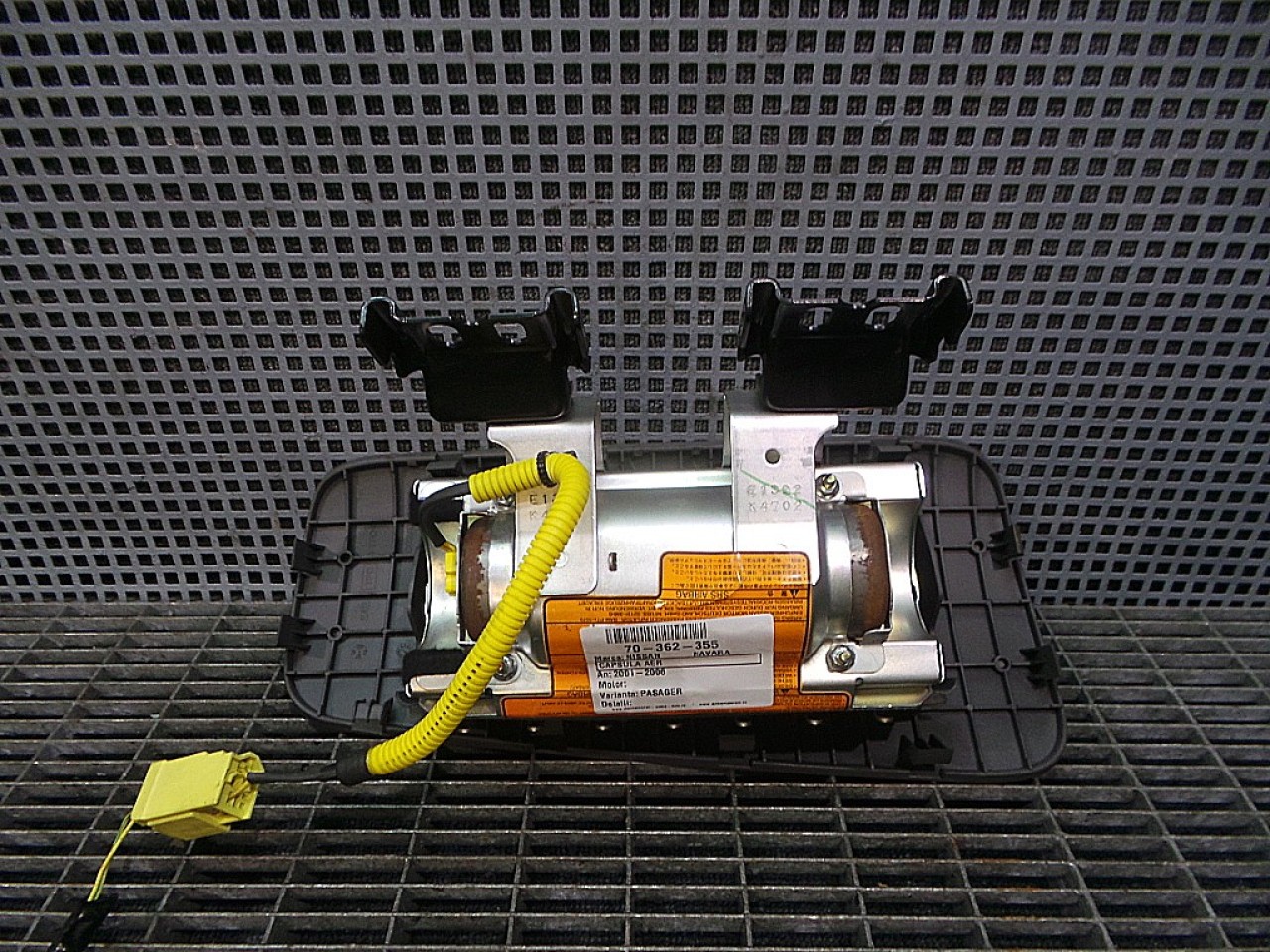 CAPSULA AER PASAGER NISSAN NAVARA - - (2001 2005)