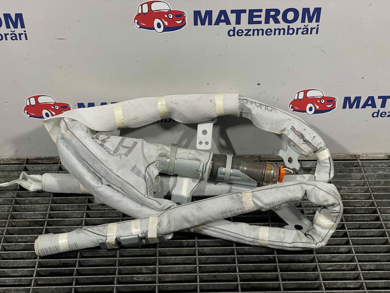 CAPSULA AER PAVILION DREAPTA MAZDA 3 3 - - (2013 2018)