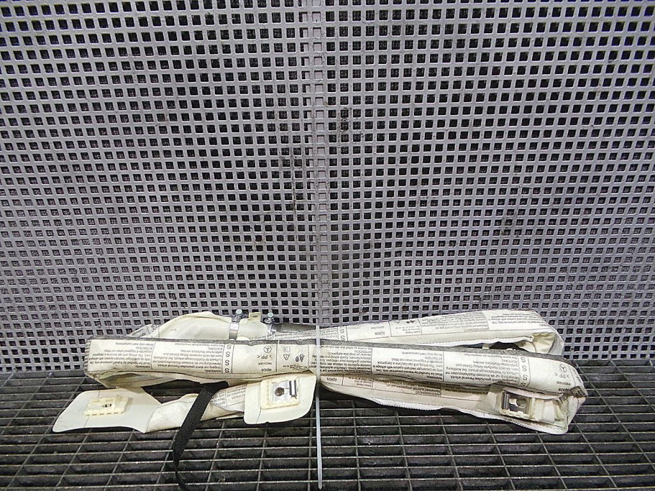 CAPSULA AER PAVILION DREAPTA MERCEDES C-CLASS - - (2007 2014)