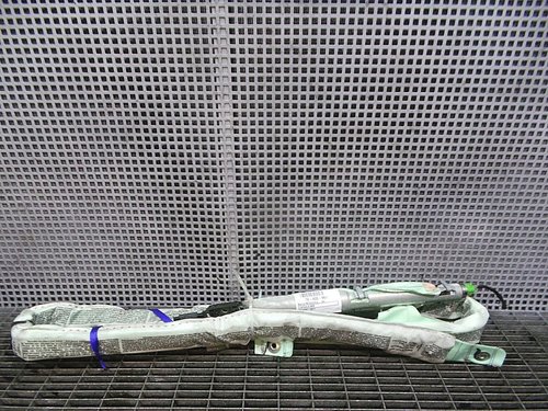CAPSULA AER PAVILION DREAPTA MERCEDES ML - - (2005 2011)