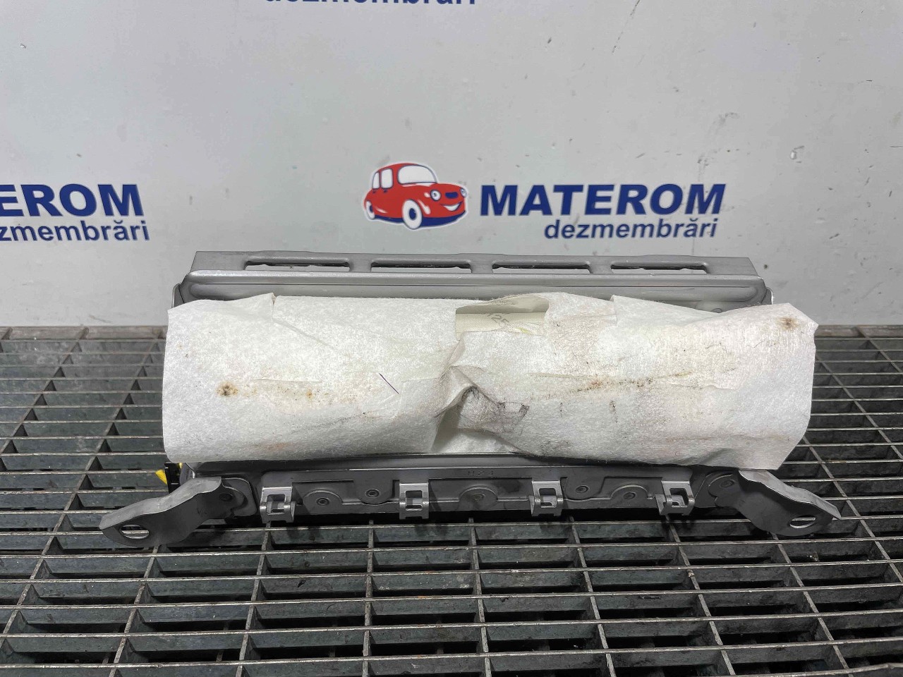CAPSULA AER PEDALIER TOYOTA AVENSIS - - (2015 2018)