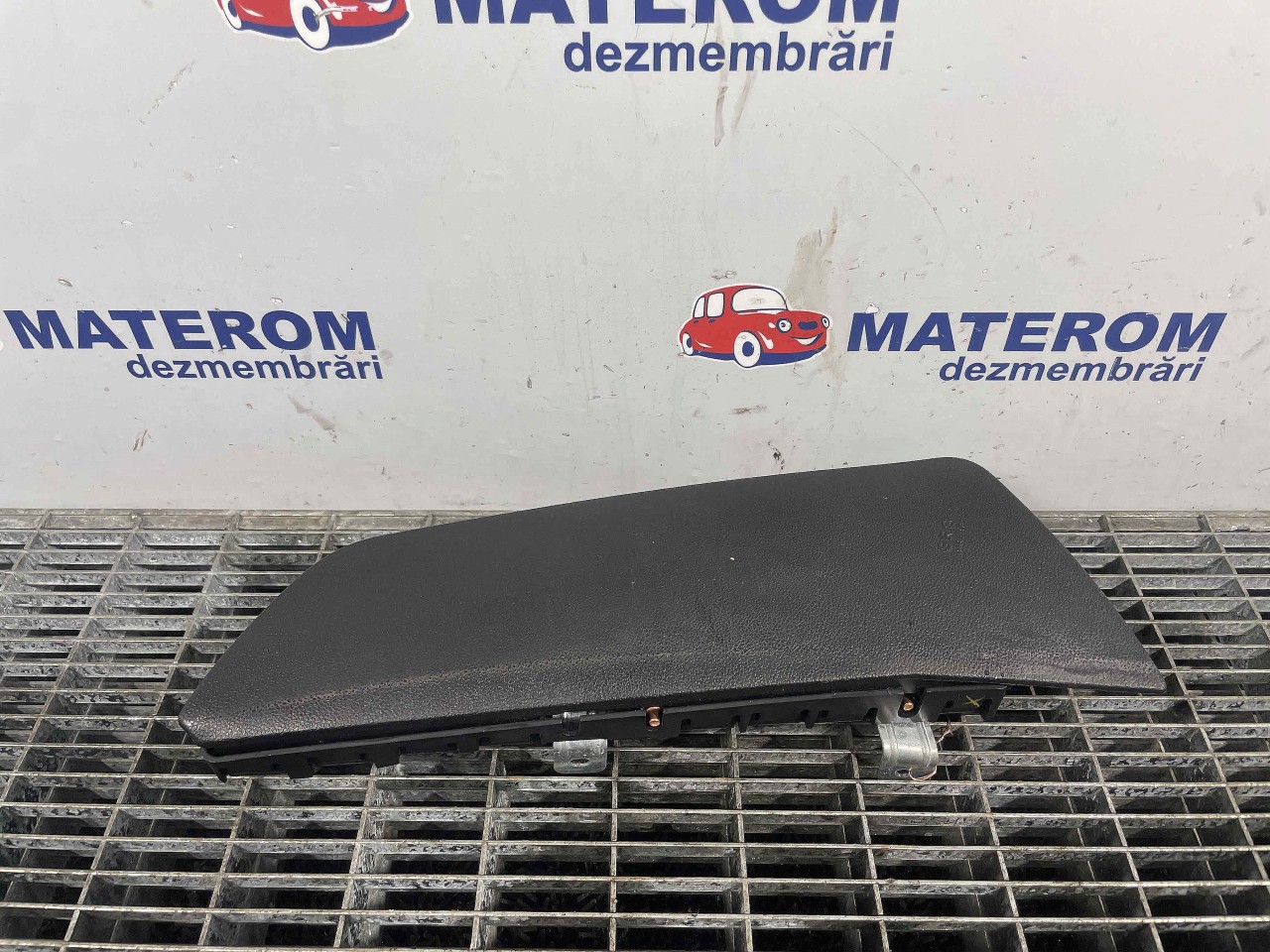 CAPSULA AER SCAUN MERCEDES B-CLASS - - (2005 2011)