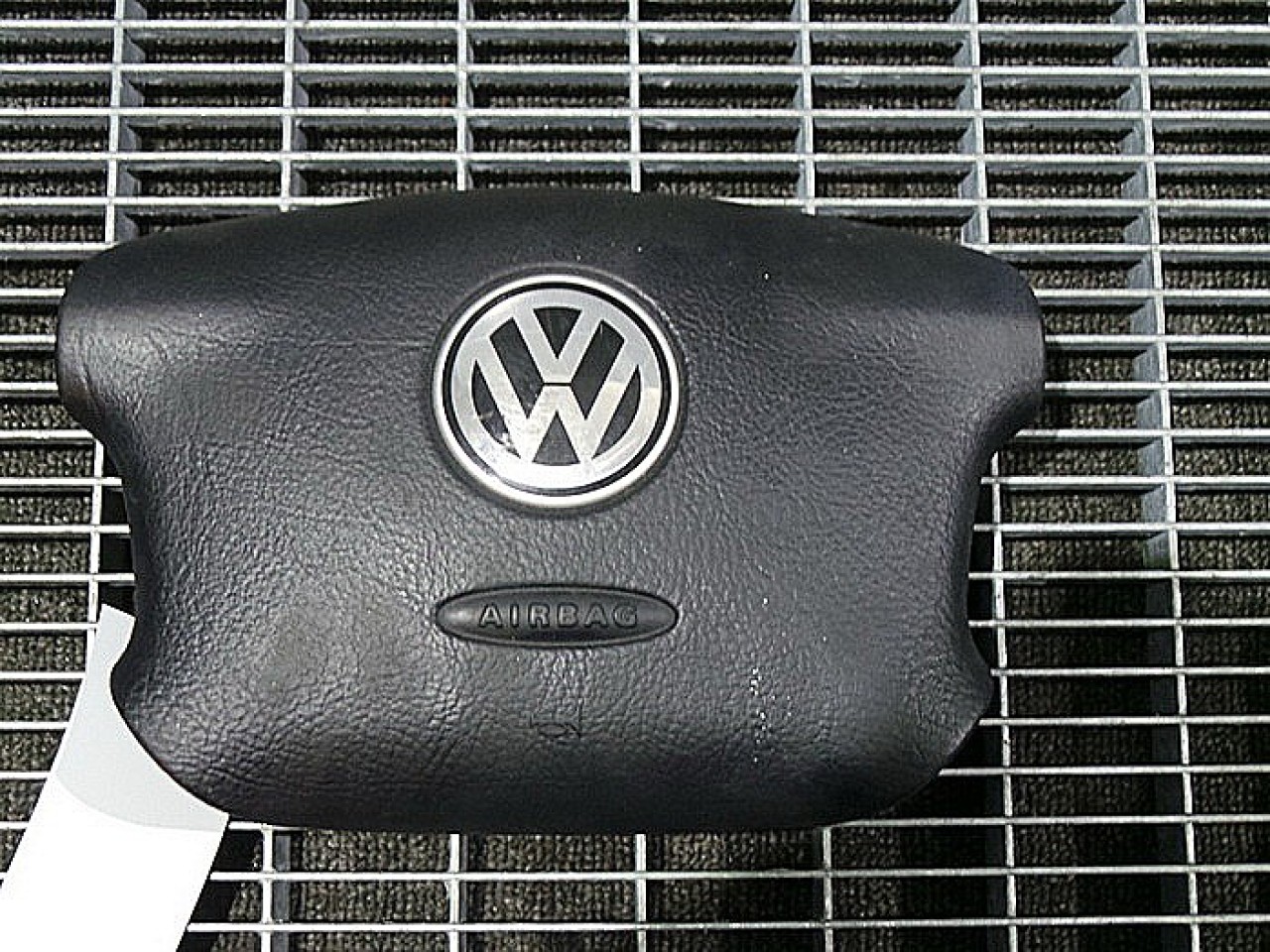 CAPSULA AER VOLAN VW GOLF IV - - (1998 2004)