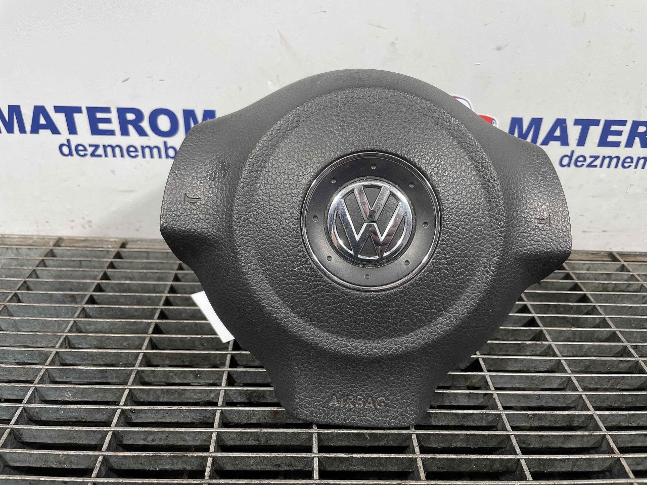 CAPSULA AER VOLAN VW GOLF VI - - (2008 2012)
