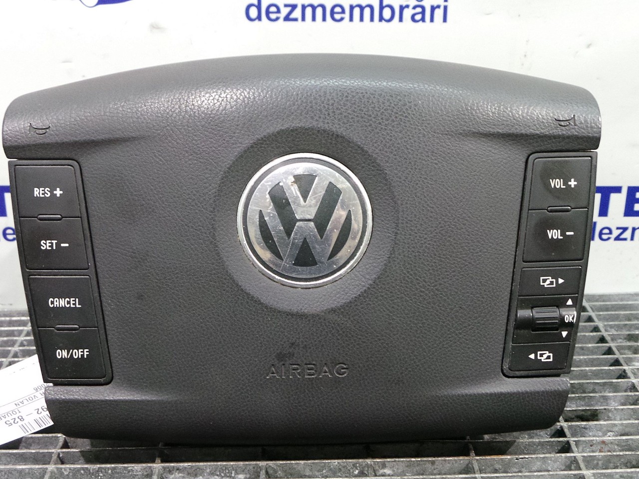 CAPSULA AER VOLAN VW TOUAREG - - (2002 2006)