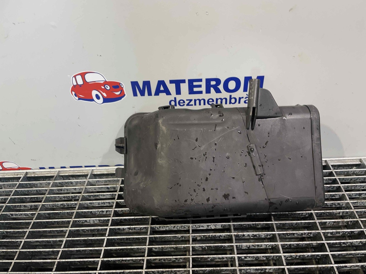 CAPTATOR AER BMW SERIA 7 F 01 3.0 D - (2