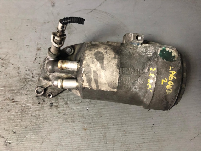 Caracasa filtru ulei 2.2 dci renault laguna 2