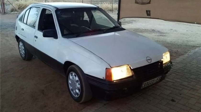 CARBURATOR COMPLET OPEL KADETT 1.8 BENZINA 85KW FAB. 1996 ZXYW2018ION