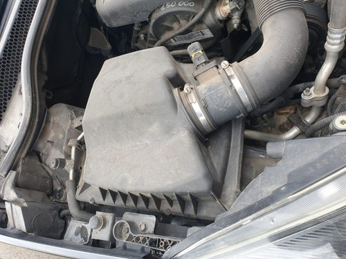 Carcasă filtru aer Opel Astra J 1.7 cdti A17DTS A17DTC A17DTE VLD640