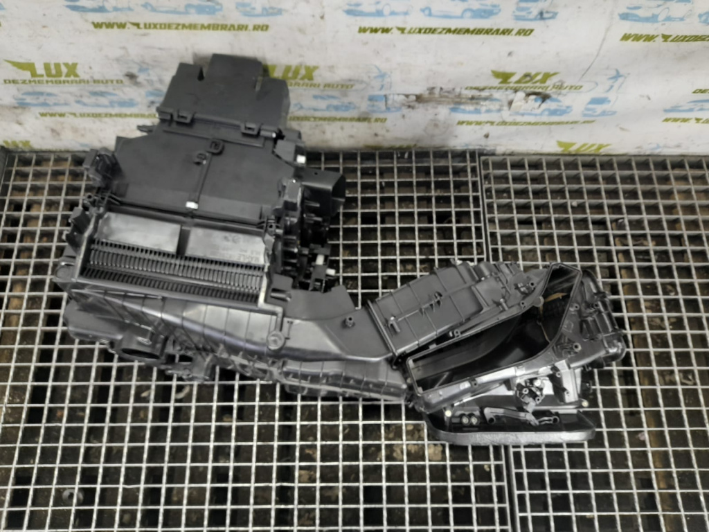 Carcasa aeroterma 8w1820005 Audi A6 C8 [2018 - 2020] 2.0 tfsi DKNA +hybrid