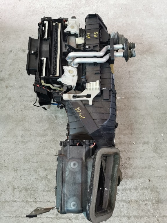 Carcasa aeroterma Audi A4 B8 A5 ansamblu clima sub bord complet europa