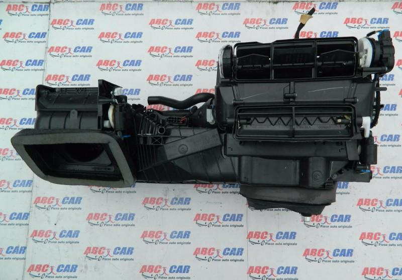 Carcasa aeroterma bord Volkswagen Passat CC 2008-2012