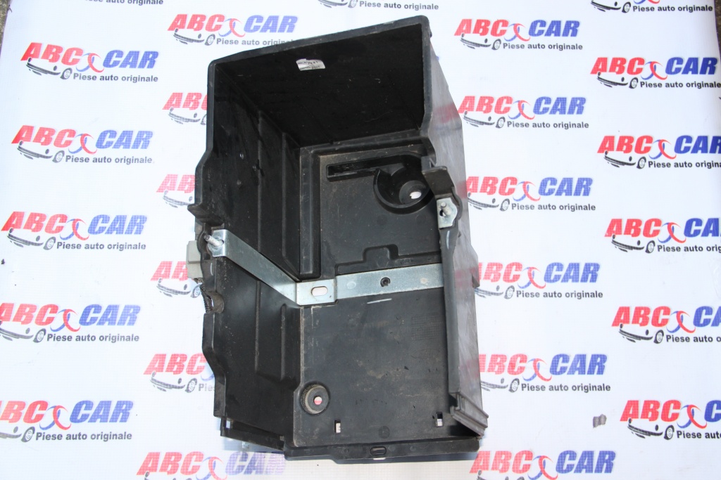 Carcasa baterie Ford Focus 3 1.6 TDCI cod: AM51-10723-AD model 2015