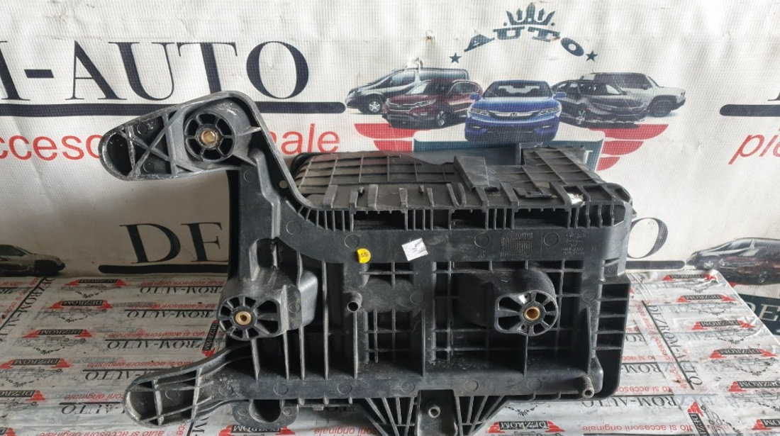 Carcasa baterie Seat Toledo III 1.6i cod piesa : 1K0915333H