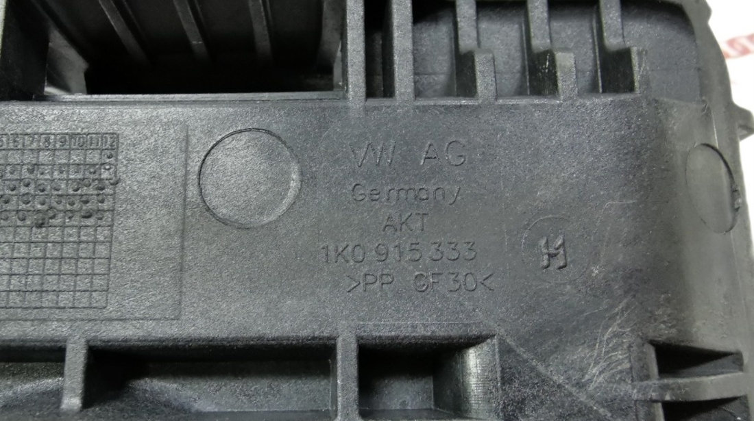 Carcasa baterie Volkswagen Golf 6 (5K) Hatchback 2010 1.4 16V OEM 1K0915333H