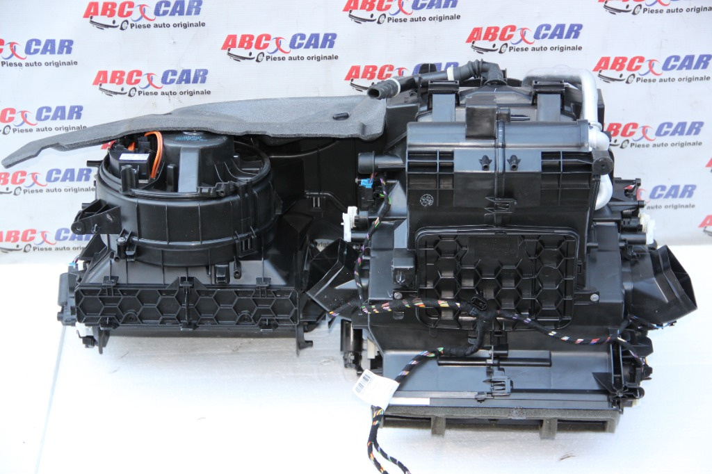 Carcasa climatizare Audi TTS 8S 2015-prezent cod: 5Q1820005AB