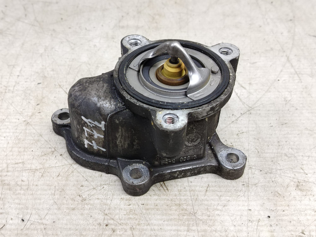 Carcasa corp termostat 038115 2.2 DCI YD22ETI Nissan X-Trail T30 [2001 - 2004] 2.2 DCI YD22ETI