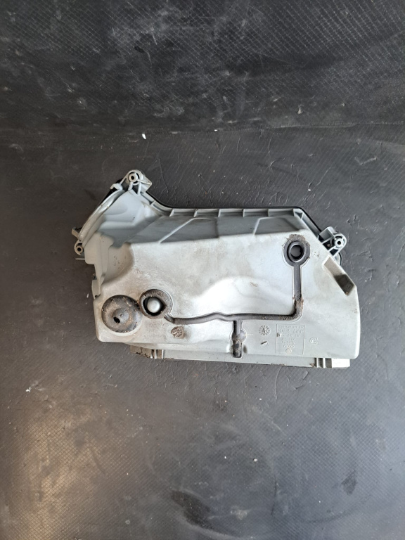 Carcasa cutie sigurante capota Audi Q5 - COD 8K1907355D