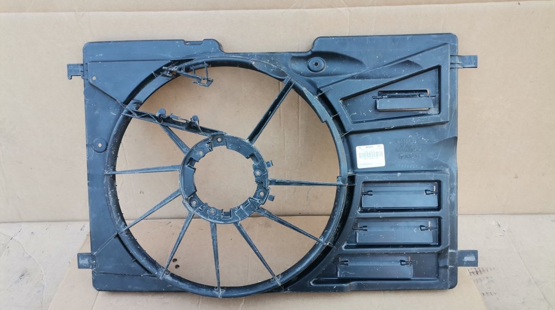 Carcasa electroventilator Ford Focus 3 lll (2010-2014) C-MAX 2 II cod 8V618C607R / 3135104065