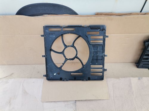 Carcasa electroventilator VW Crafter 2 ll E-Crafter (2017-2020) cod 2N0121207J