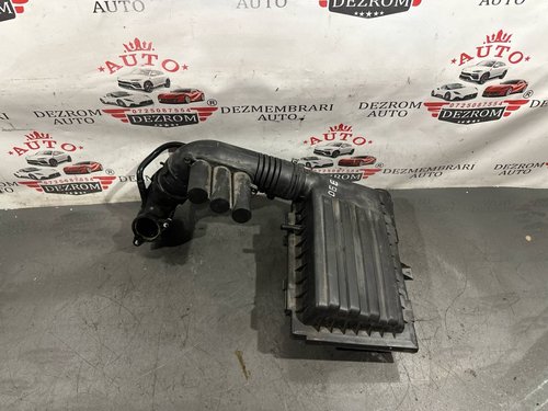 Carcasa filtru aer 04E129611AK Audi Q3 (F3B) 1.4 TSI 150 cai CZDA