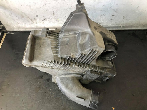 Carcasa filtru aer 1.2 b tce d4fh786 renault clio 3 dupa 2007 8200398989