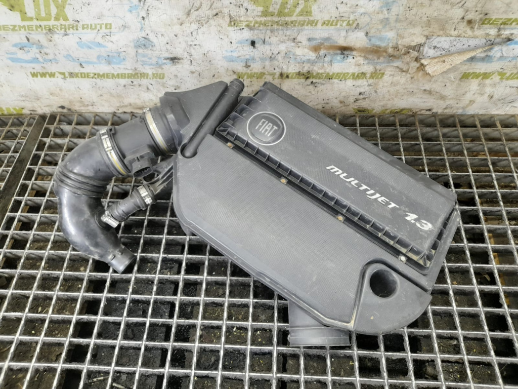 Carcasa filtru aer 1.3 D 199A9000 Fiat Punto 3 [2005 - 2012] 1.3 D 199A9000