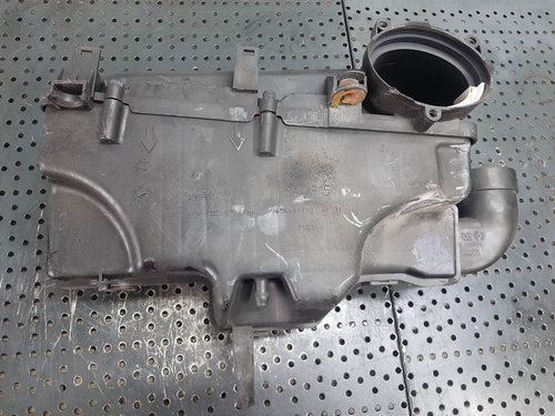 Carcasa filtru aer 1.6 hdi citroen c4 peugeot 207 307 9656581180
