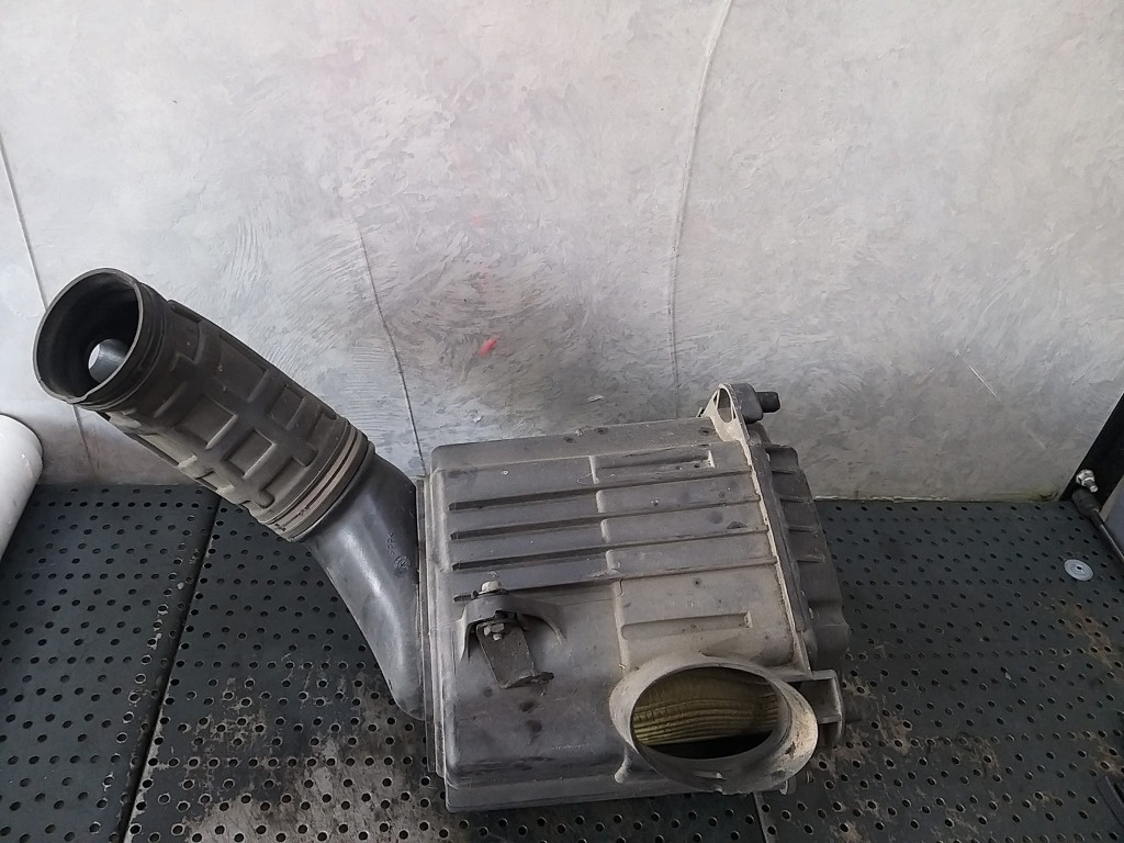 Carcasa filtru aer 1.9 jtd alfa romeo 159 939 55193133