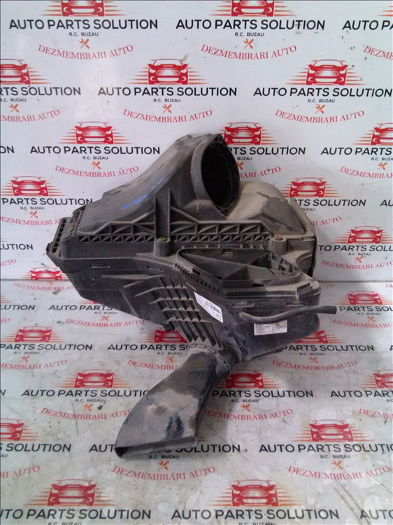 Carcasa filtru aer 2.0 d AUDI Q5 an fabr. 2010