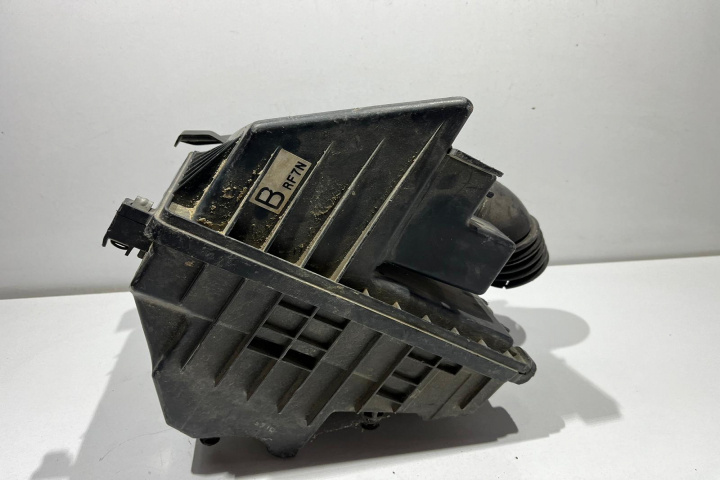 Carcasa filtru aer 2.0 D Mazda 5 CR [2005 - 2008]