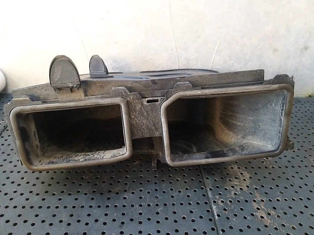 Carcasa filtru aer 2.2 cdi mercedes e class w212 a2128300103