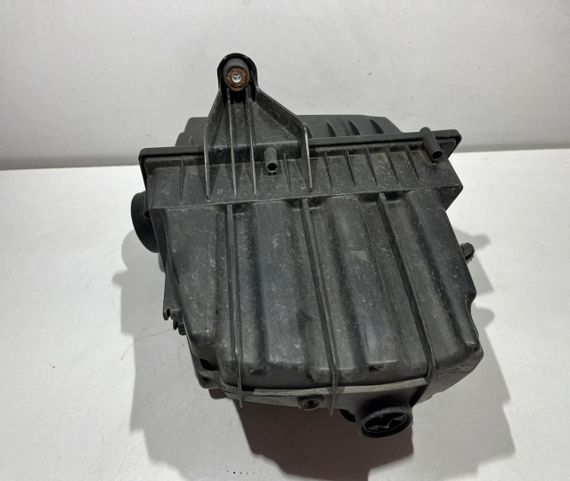 Carcasa filtru aer 2.2 SD4 224DT BJ329600AD Land Rover Range Rover Evoque L538 [2011 - 2015]